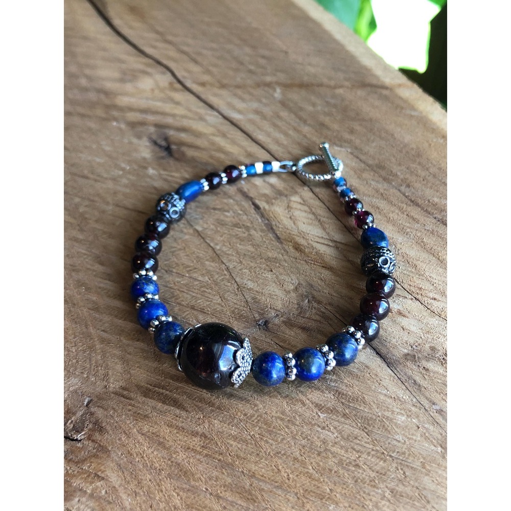 Garnet and Lapis Lazuli Bracelet 7" Healing Energy Elegant Magical Boho Witchy